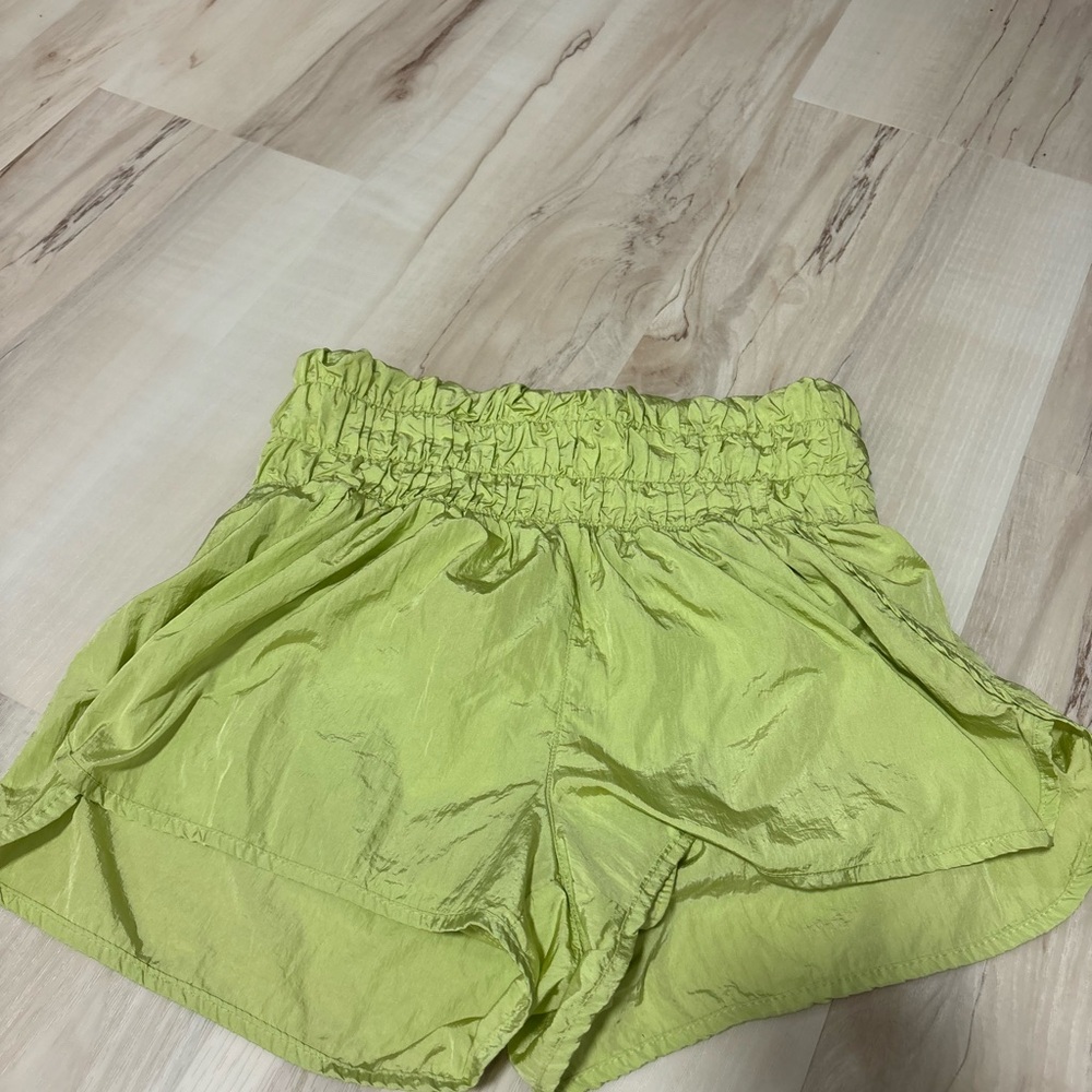 Love Tree High Waist Green Shorts with Elastic Waistband